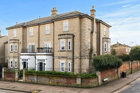 Lexden Road, Colchester CO3
