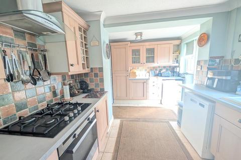 3 bedroom semi-detached house for sale, Minions Close, Atherstone