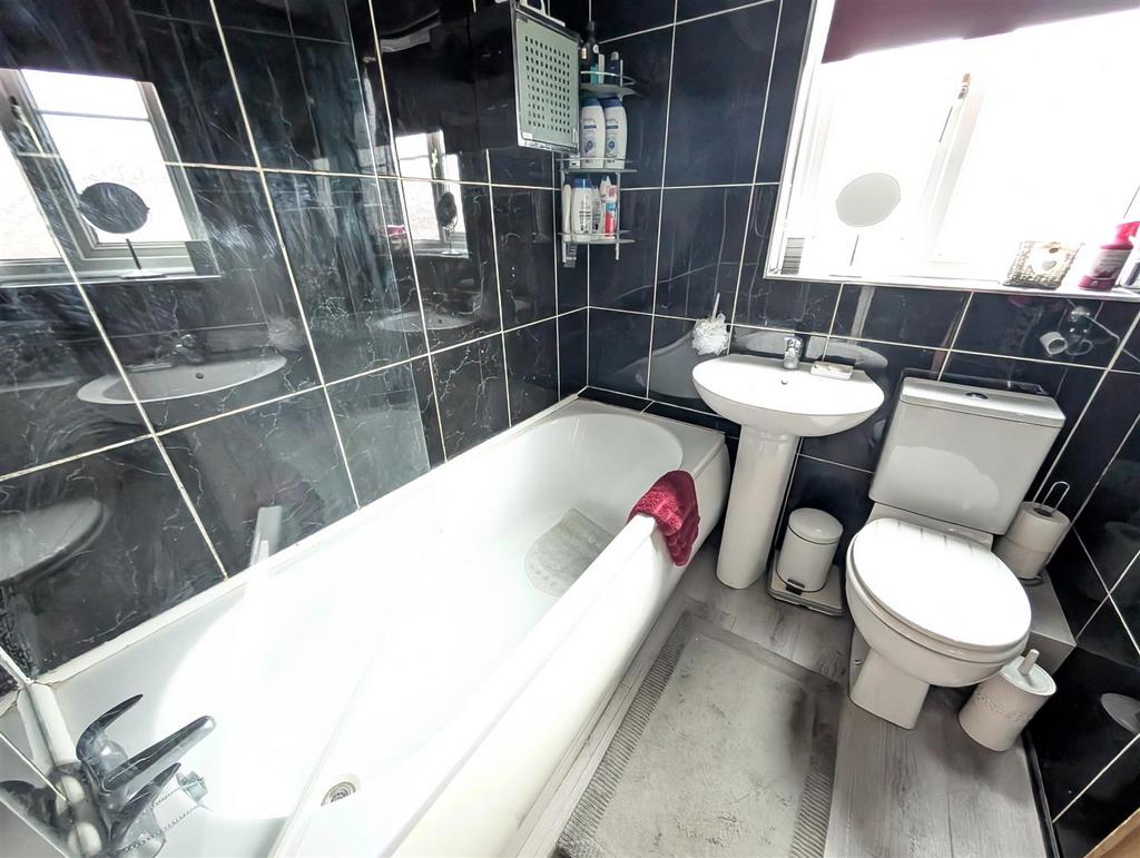 Tiled Bathroom.jpg