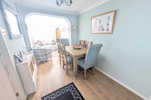undefined, Minions Close, Atherstone