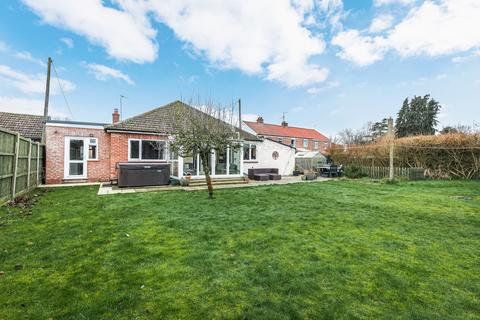 3 bedroom detached bungalow for sale, Lynn Road, Ingoldisthorpe, PE31