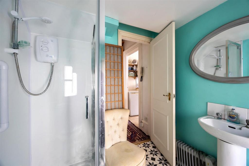 Shower Room/WC