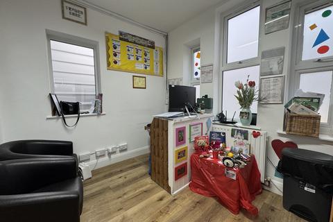 Childcare facility to rent, Westbury Road, Croydon CR0