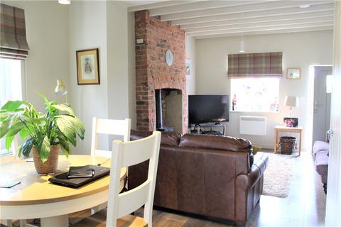 2 bedroom terraced house to rent, The Cottages, Kirk Hammerton, York, North Yorkshire, YO26