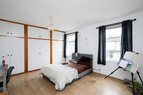 6 bedroom end of terrace house for sale, Bollo Bridge Road, Acton