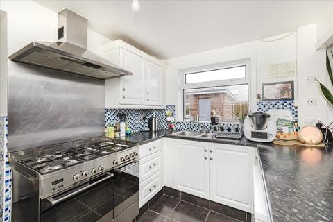 6 Bavelaw Crescent, Penicuik, EH26 9AT