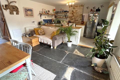 2 bedroom cottage for sale, Calstock Road, Gunnislake