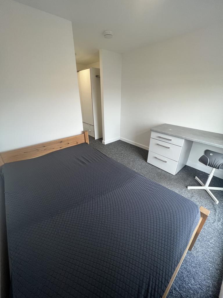 Room D (Available)