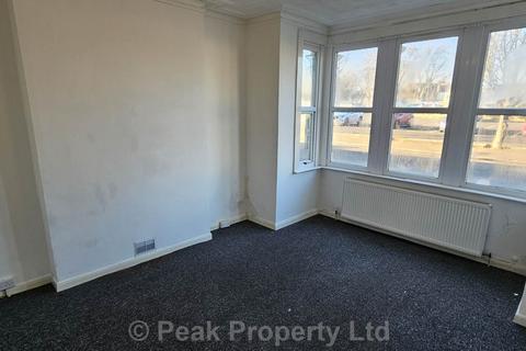 2 bedroom flat for sale, Whitegate Road, Southend On Sea SS1