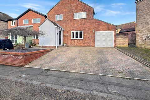 4 bedroom detached house for sale, Dixon Way, Wivenhoe, Colchester, CO7