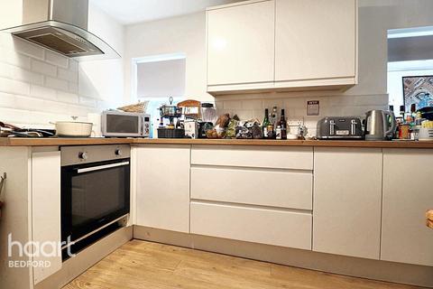 undefined, Chaucer Road, Bedford