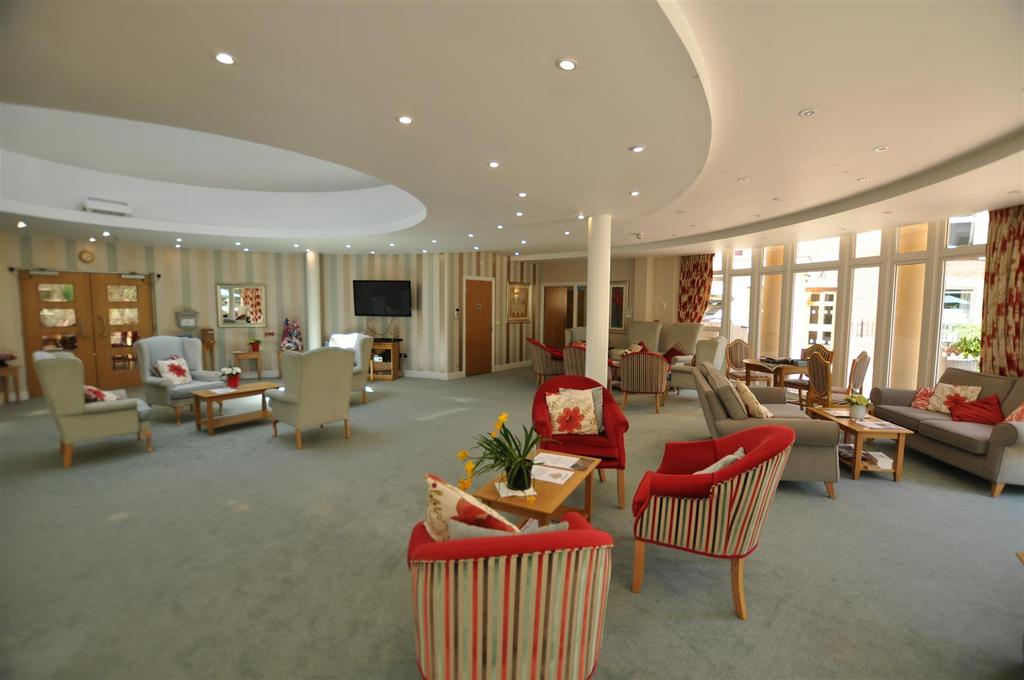 Residents Lounge.JPG