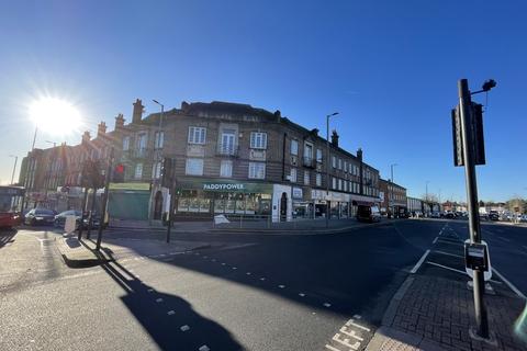 House for sale, Woodhouse Road, London N12