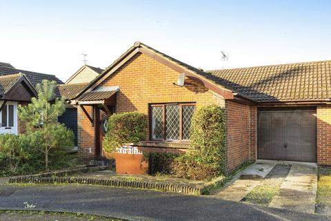 2 bedroom bungalow for sale, Rye Court, Ashford, TN23 5