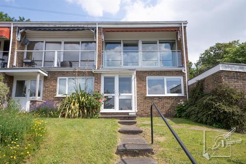 7 Leith Park Road, Gravesend, DA12 1LN