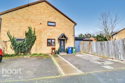 1 bedroom end of terrace house for sale, Curling Lane, Grays