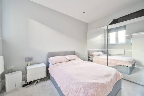1 bedroom flat for sale, Merrow Street, Elephant and Castle, London, SE17