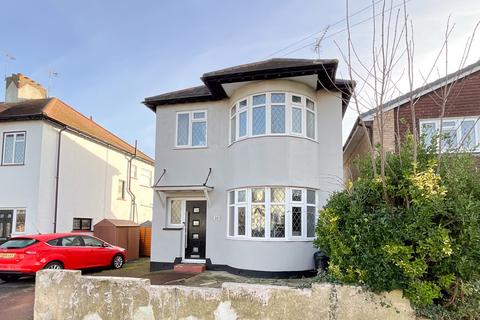undefined, Leigh-on-Sea SS9