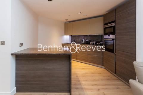 2 bedroom apartment to rent, Sovereign Court, Hammersmith W6