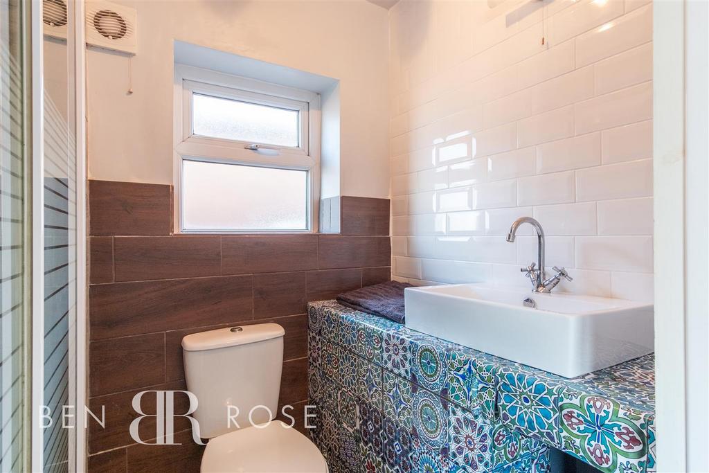 Master Ensuite