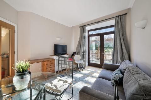 2 bedroom apartment for sale, Whitehouse Apartments 9 Belvedere Road, London, SE1