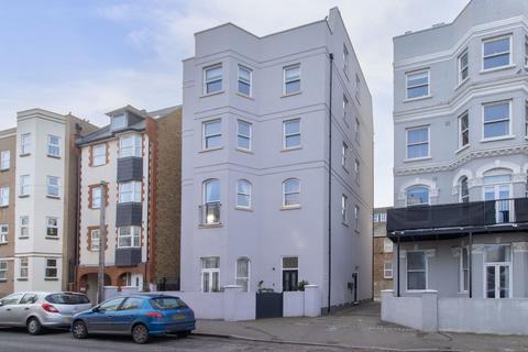 2 bedroom flat for sale, Edgar Road, Cliftonville, CT9