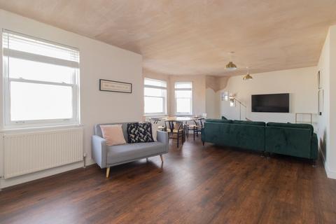 2 bedroom flat for sale, Edgar Road, Cliftonville, CT9