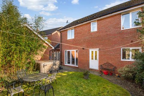 2 Cowslip Close, Catshill, Bromsgrove, B61 0GF