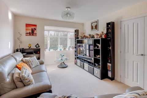 2 Cowslip Close, Catshill, Bromsgrove, B61 0GF
