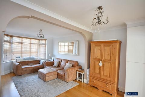 3 bedroom semi-detached house for sale, Harwood Avenue, Ardleigh Green, Hornchurch, RM11