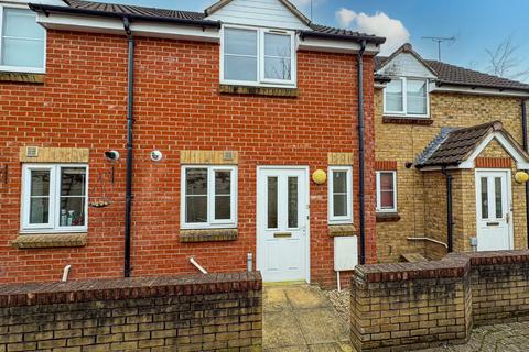 2 bedroom terraced house to rent, Inkerman Court, taunton