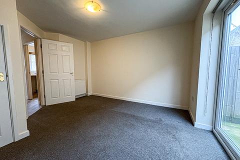 2 bedroom terraced house to rent, Inkerman Court, taunton