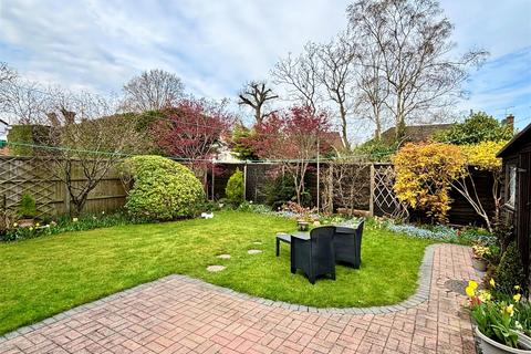 4 bedroom detached house for sale, Rideway Close, Camberley GU15