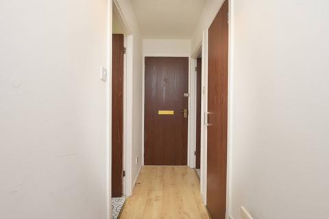 1/6 Boat Green, Edinburgh, EH3 5LL