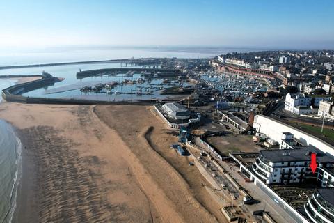 2 bedroom flat for sale, 1 Beach Drive, Ramsgate CT11