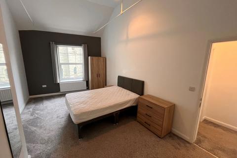 1 bedroom in a flat share to rent, St. Marys Street, Truro, TR1 2AF