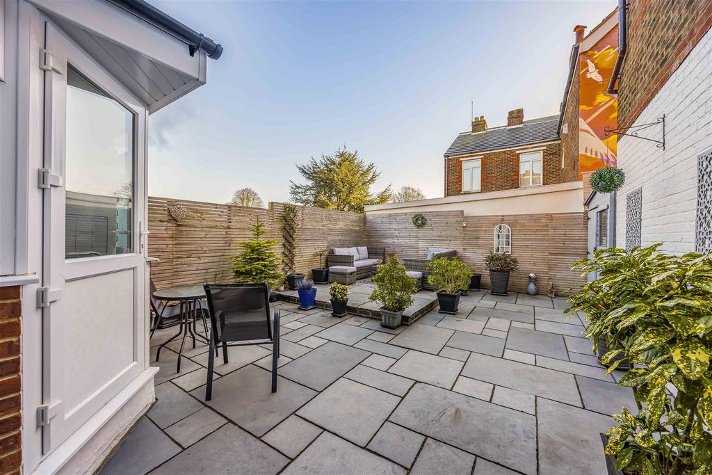 31 Festing Grove, Southsea-Small-Portico Marketing-