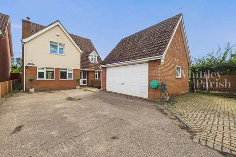 4 bedroom detached house for sale, Norwich Road, Attleborough NR17
