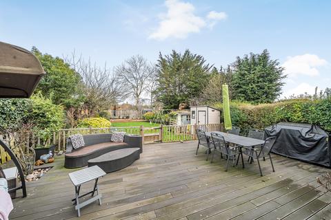 4 bedroom semi-detached house for sale, Penton Hook Road, Surrey TW18