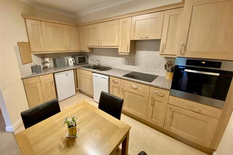 2 bedroom apartment for sale, Kitson Hill Road, Mirfield