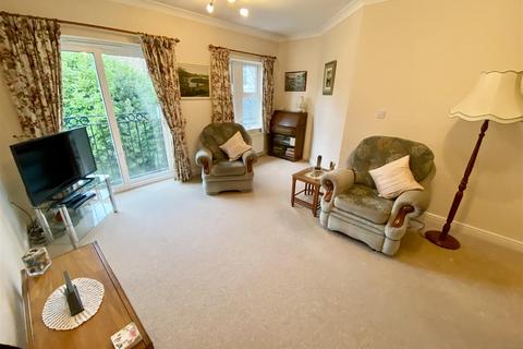 2 bedroom apartment for sale, Kitson Hill Road, Mirfield