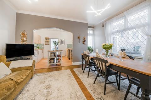 122 Laleham Road, Staines-upon-thames, TW18 2NP