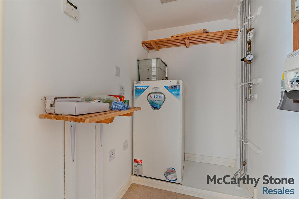 8635069-interior01-800.jpg