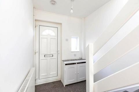 2 bedroom terraced house to rent, Diligence Close, Southampton SO31