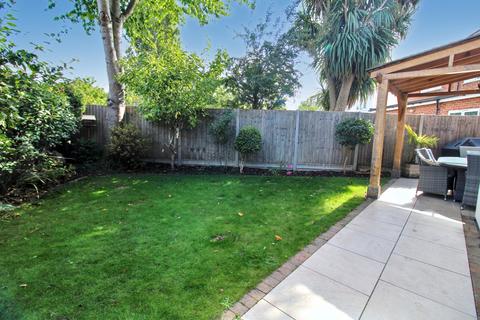 4 bedroom detached house for sale, Ashley Road,  Farnborough, GU14