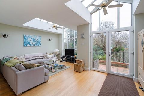 5 bedroom semi-detached house for sale, Elers Road, Northfields, Ealing, W13