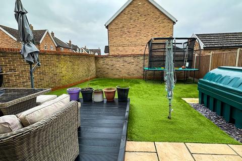 28 Bell Meadow, Hingham, Norwich, NR9 4HT