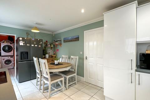 28 Bell Meadow, Hingham, Norwich, NR9 4HT