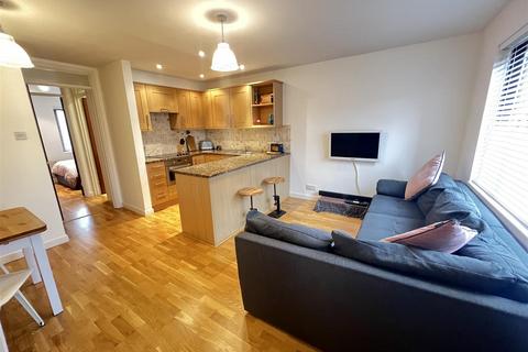 1 bedroom apartment to rent, Reynolds Close, Colliers Wood SW19