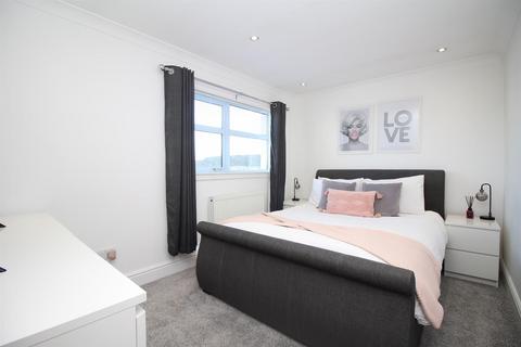8 Allan Road, Whitburn, Bathgate, EH47 0PB